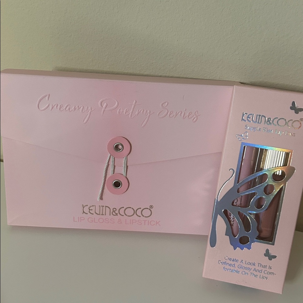 NIB Kevin & Coco makeup bundle - Picture 3 of 3